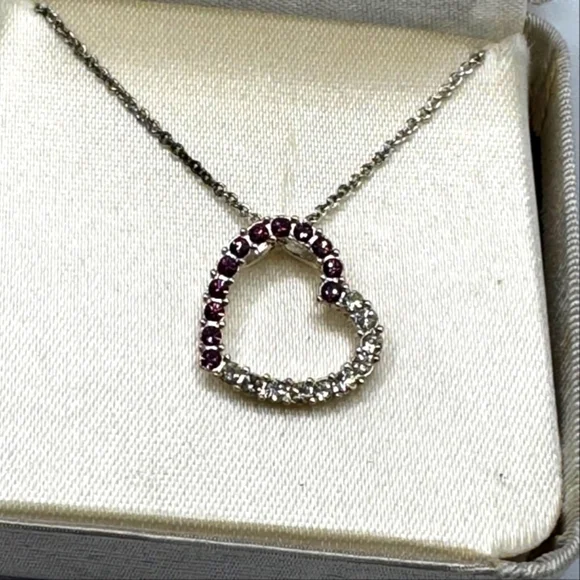 Vintage Rhinestone Heart Shaped Necklace NIB - Picture 2 of 3